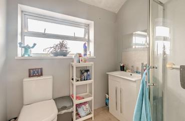 The Willows bathroom